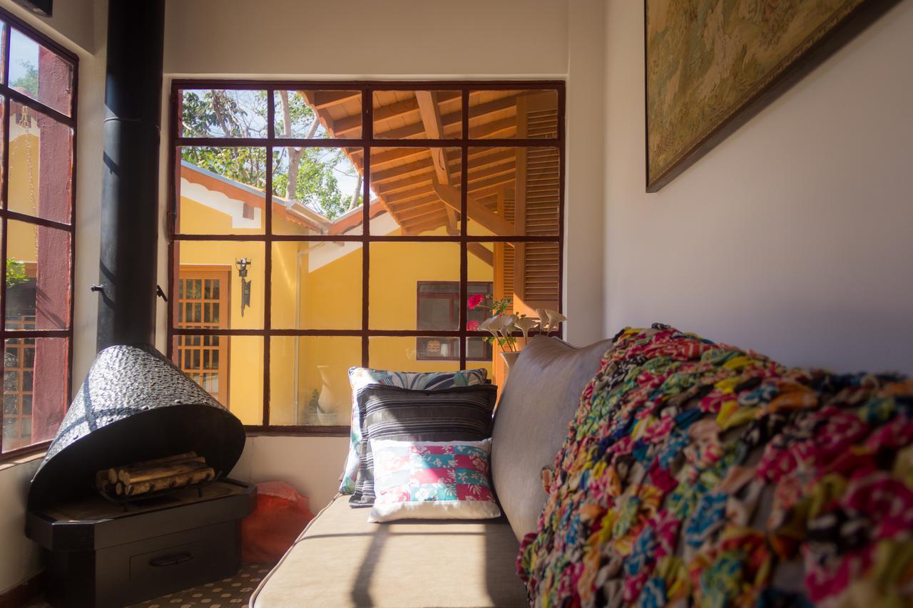 Villa Cottage Pousada Monte Alegre do Sul Bagian luar foto