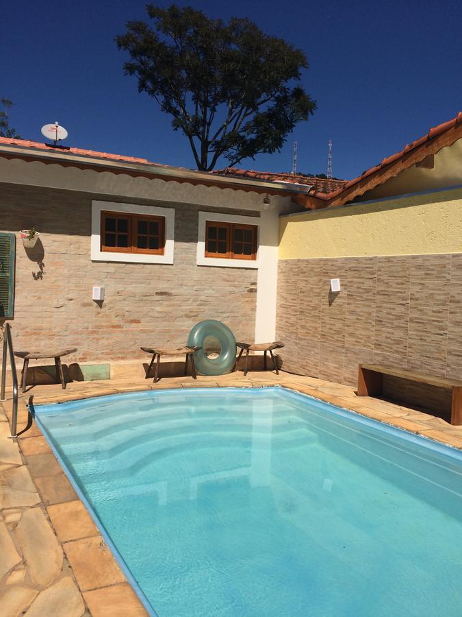 Villa Cottage Pousada Monte Alegre do Sul Bagian luar foto